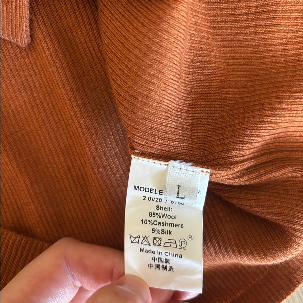 Wool / Cashmere / Silk Blend Ribbed Cardigan – Rust - Picture 5 of 5
